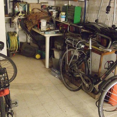 Guestrooms Bij Het Station Van Drongen Gent Ngoại thất bức ảnh